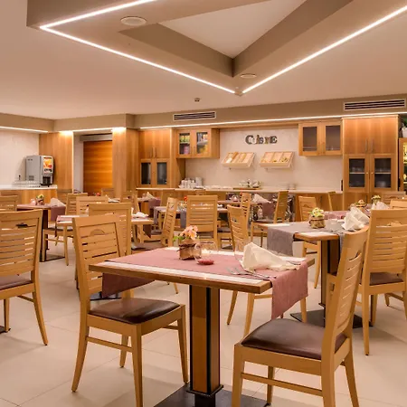 ホテル Western Adige 4*