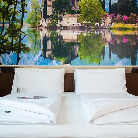 Western Adige Hotel 4*