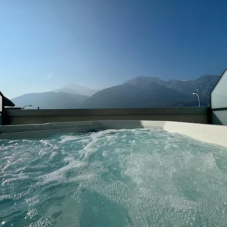 Western Adige ホテル トレント