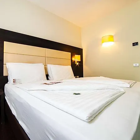 Western Adige Hotel 4*