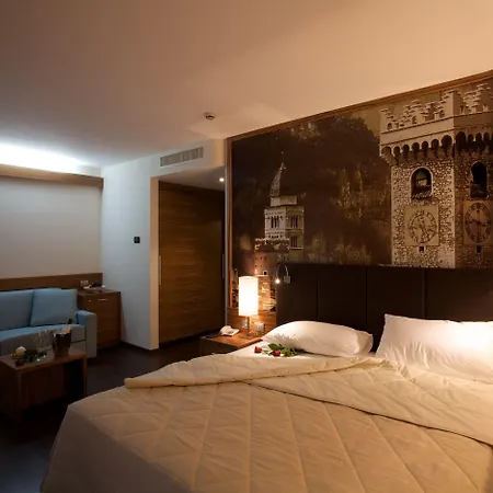 Western Adige 4*