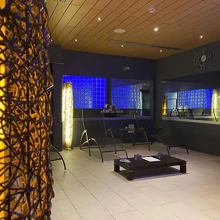 阿迪杰贝斯特维斯特酒店 酒店