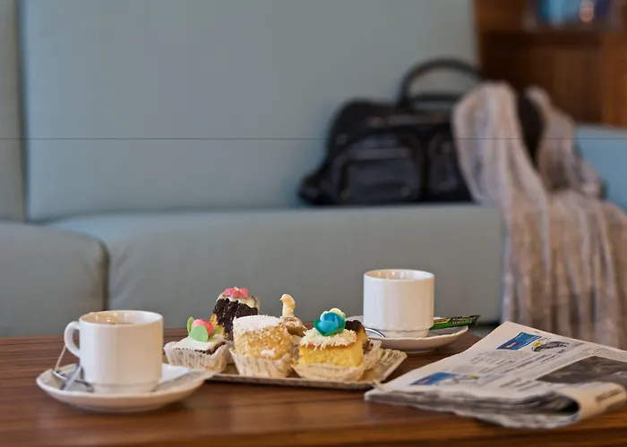 Отель Western Adige