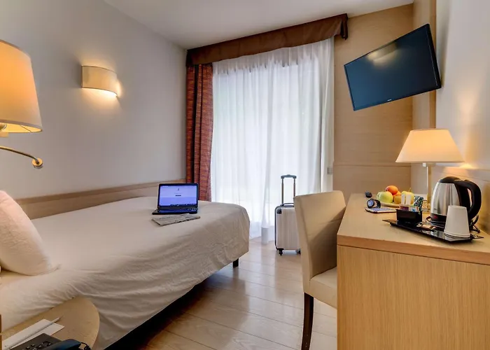 酒店 阿迪杰贝斯特维斯特酒店